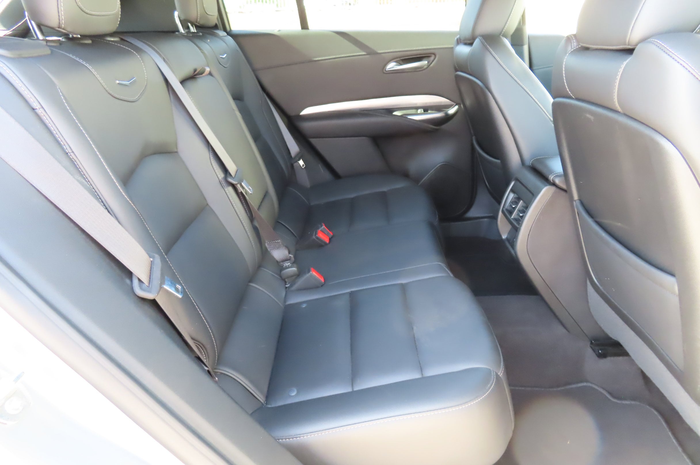 2024 Cadillac XT4 Premium Luxury - Photo 15