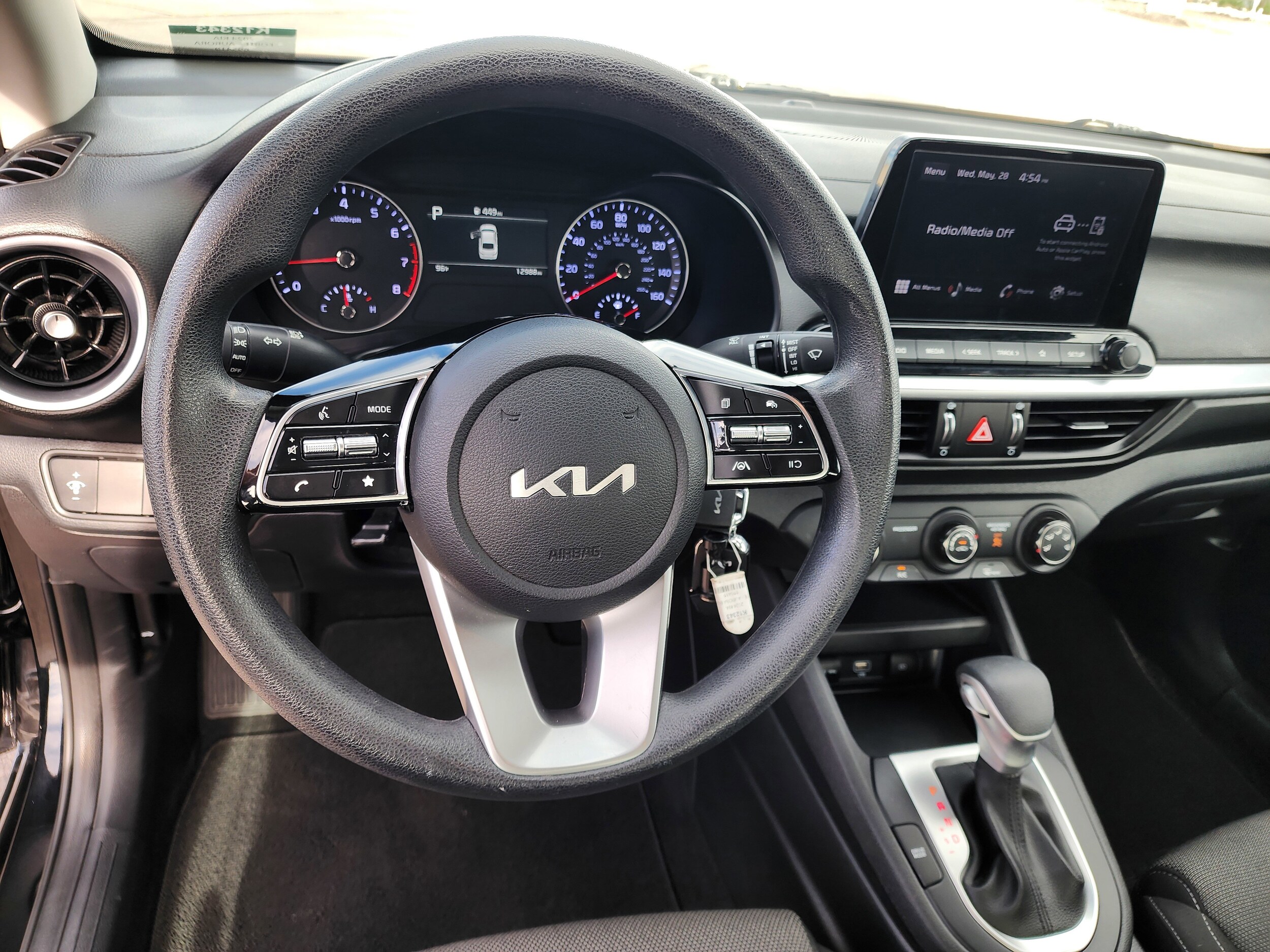 2024 Kia Forte LX photo 2