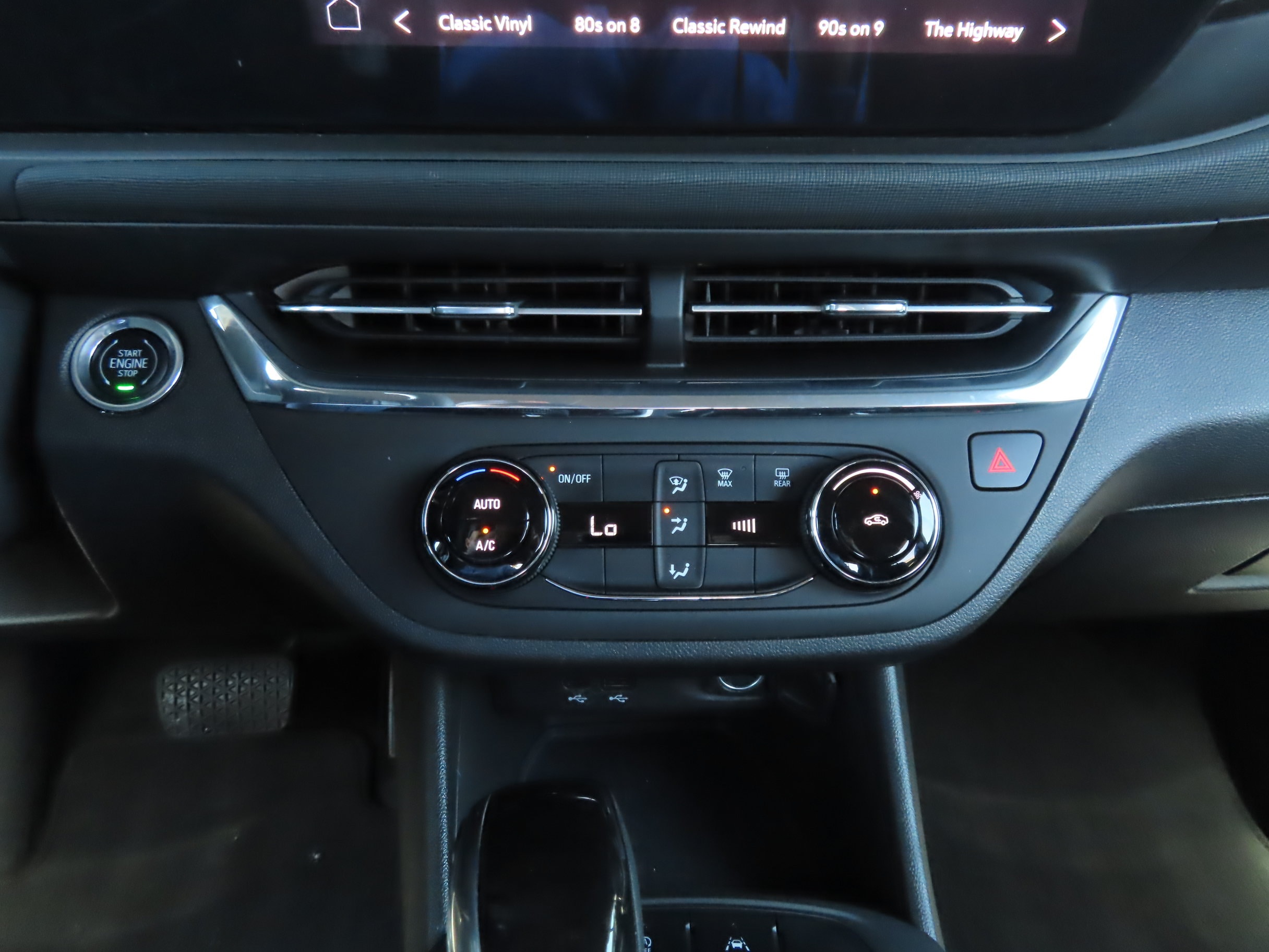 2025 Buick Envista Preferred - Photo 23