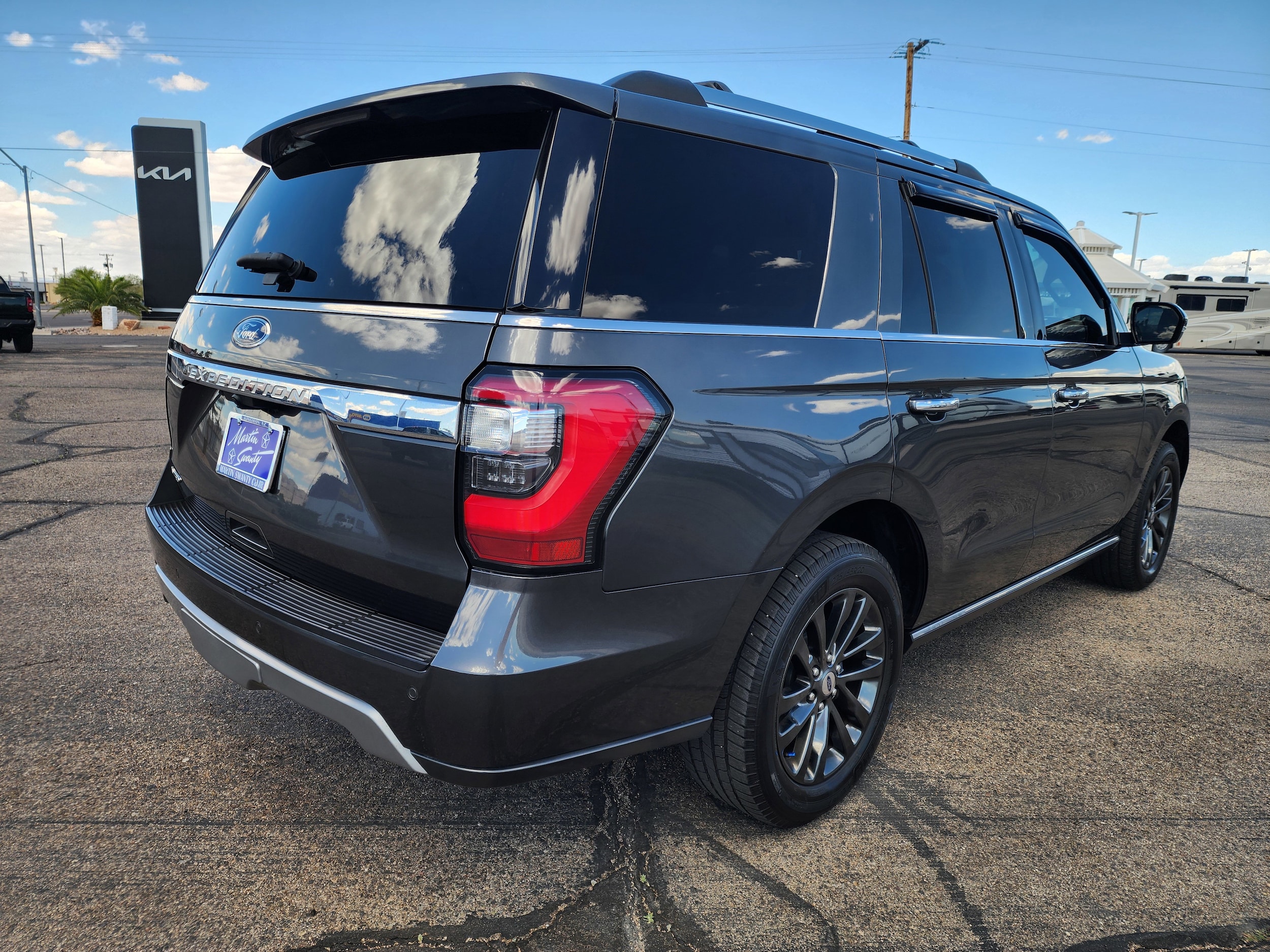 2020 Ford Expedition Limited - Photo 5