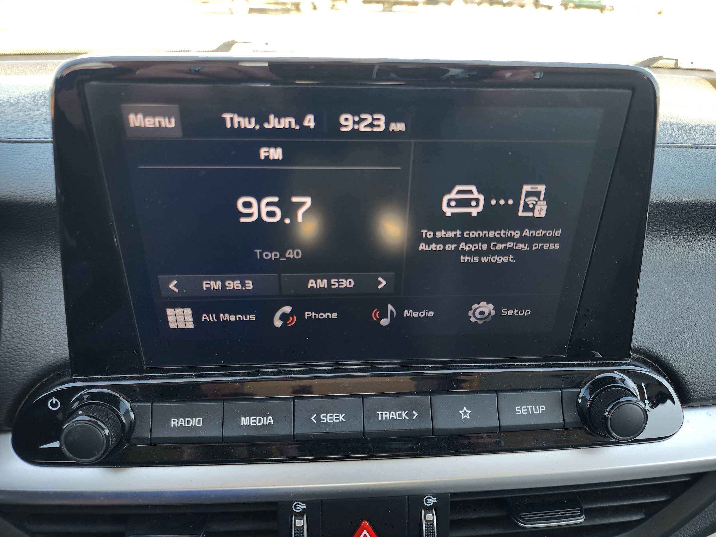 2023 Kia Forte LXS - Photo 21