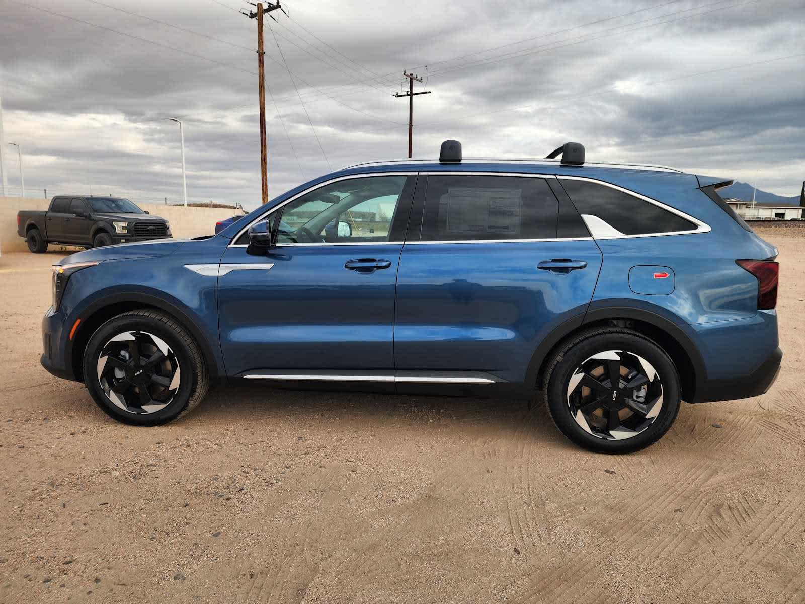 2026 Kia Sorento EX Hybrid - Photo 7