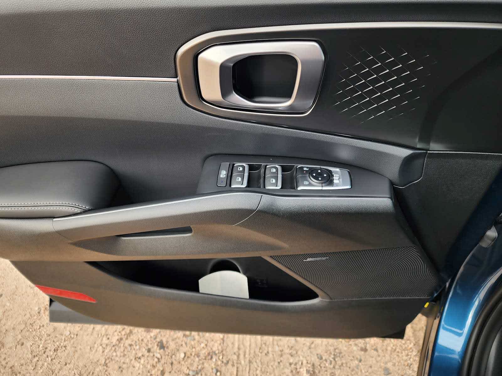 2026 Kia Sorento EX Hybrid - Photo 16