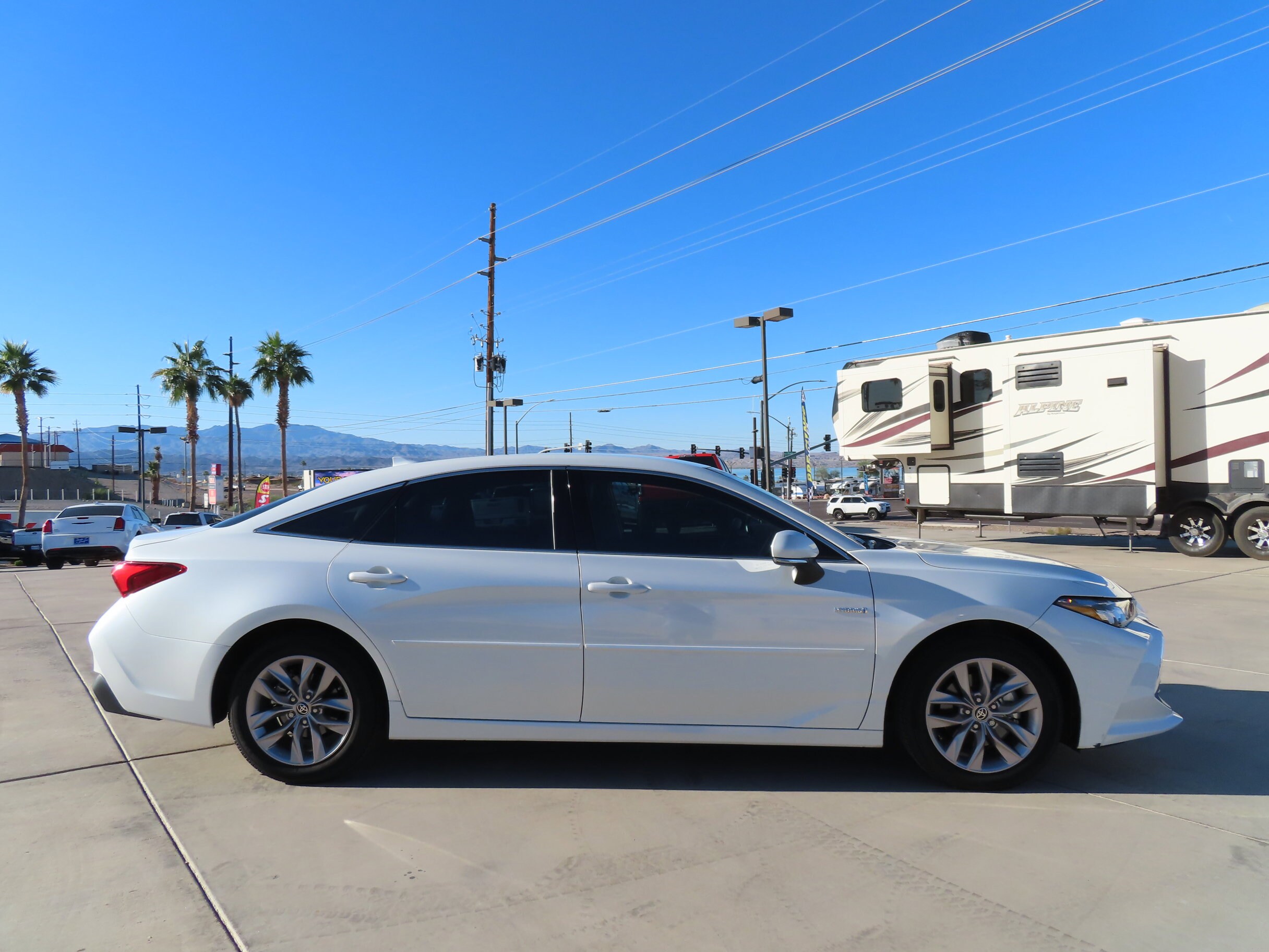 2021 Toyota Avalon XLE - Photo 9
