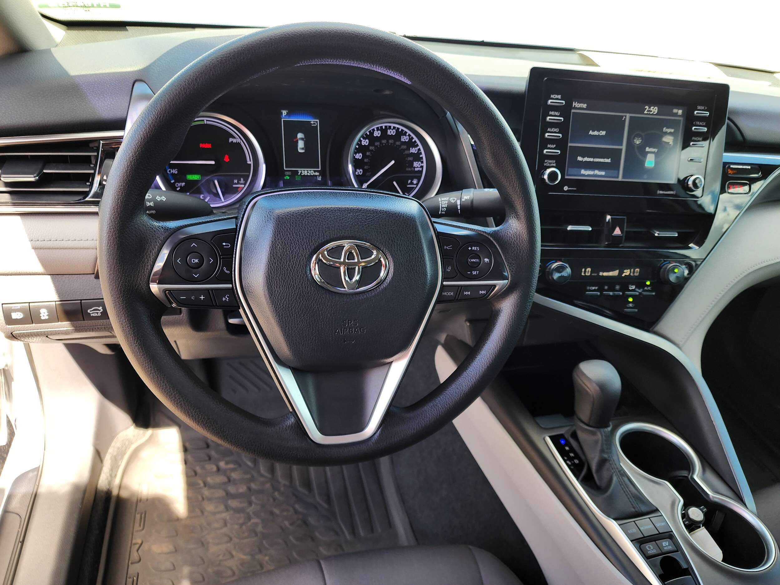 2023 Toyota Camry Hybrid LE photo 2