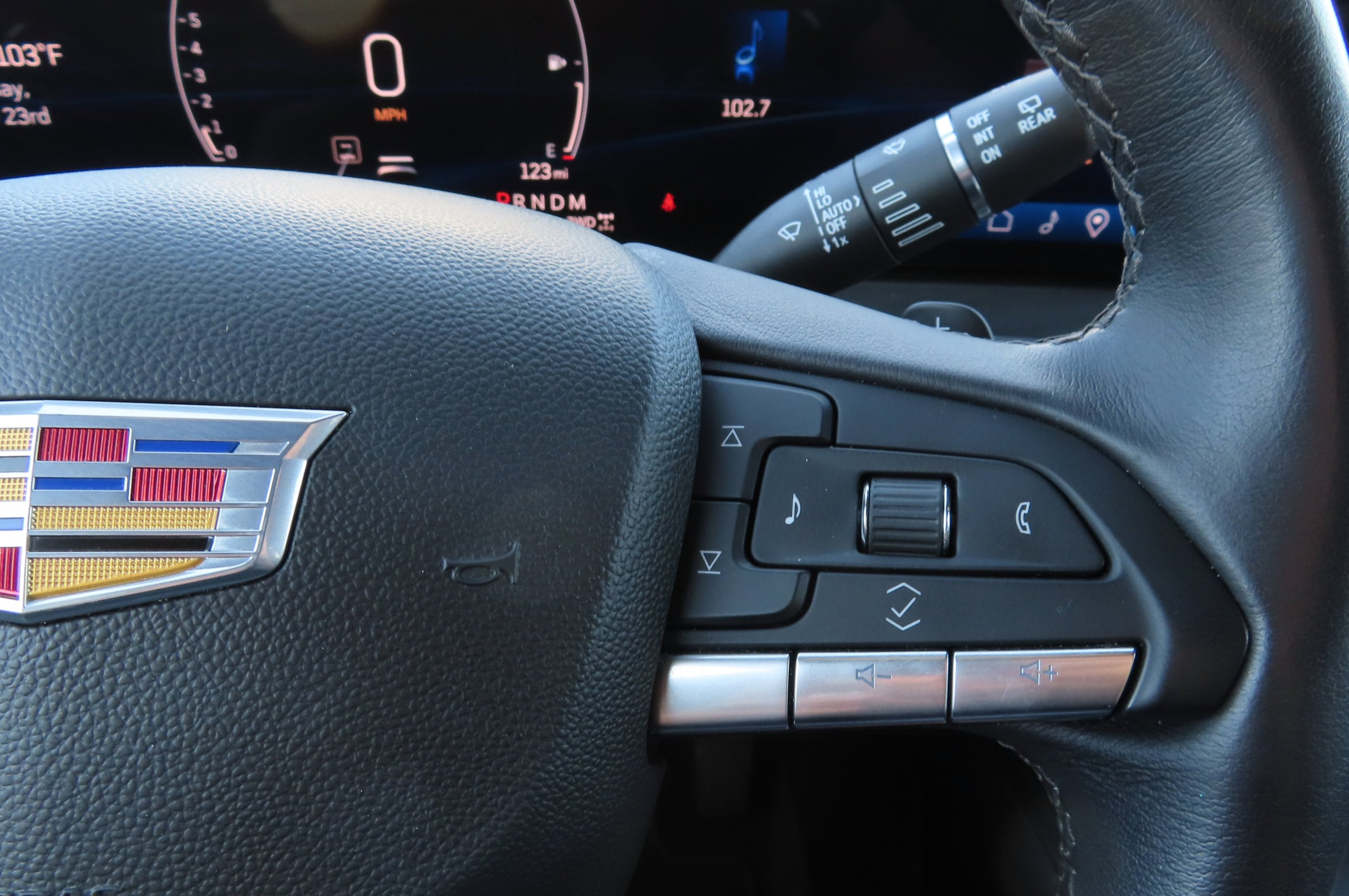 2024 Cadillac XT4 Premium Luxury - Photo 22