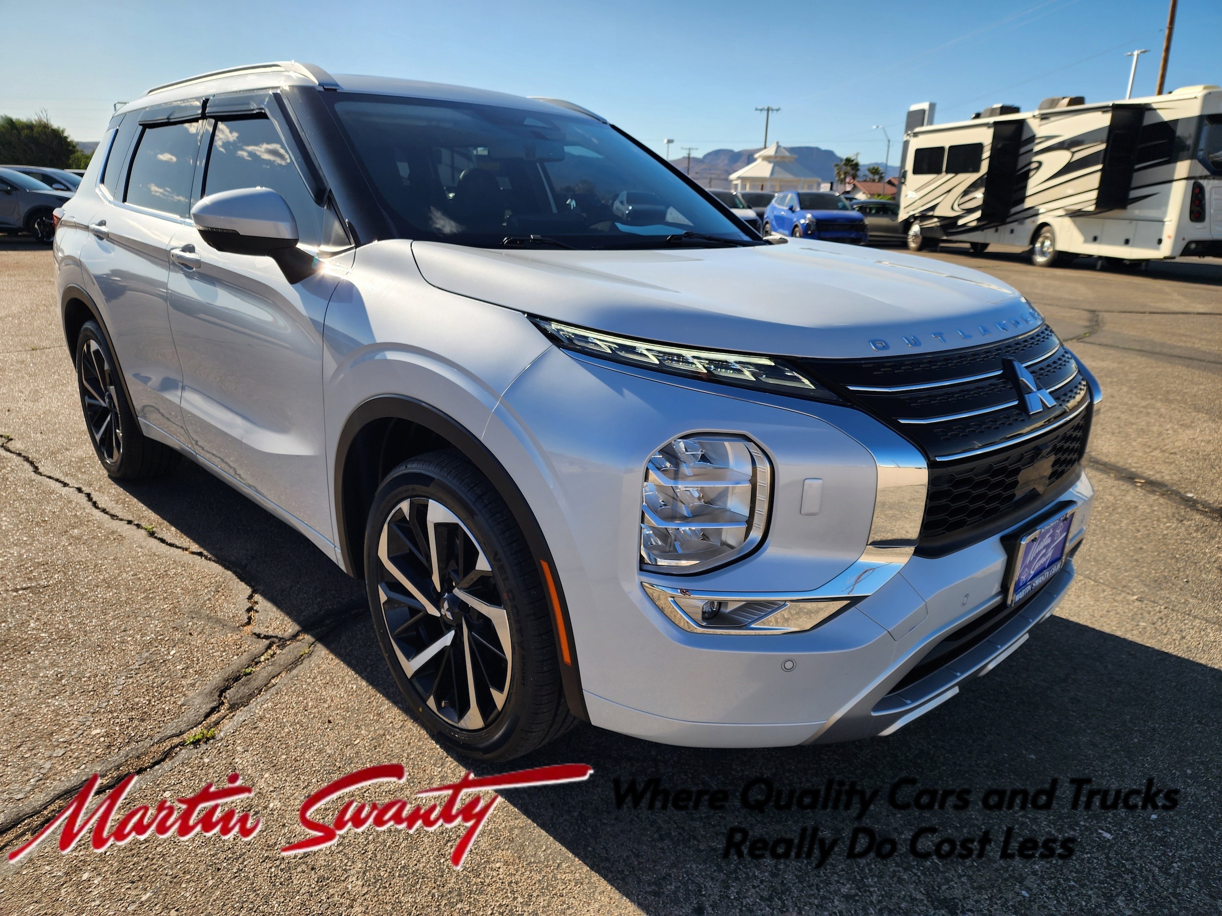 2024 Mitsubishi Outlander SEL S-AWC's photo
