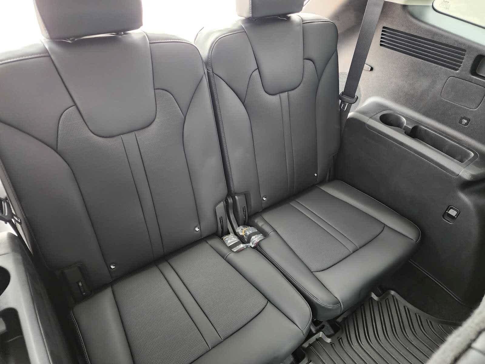 2026 Kia Sorento EX Hybrid - Photo 13