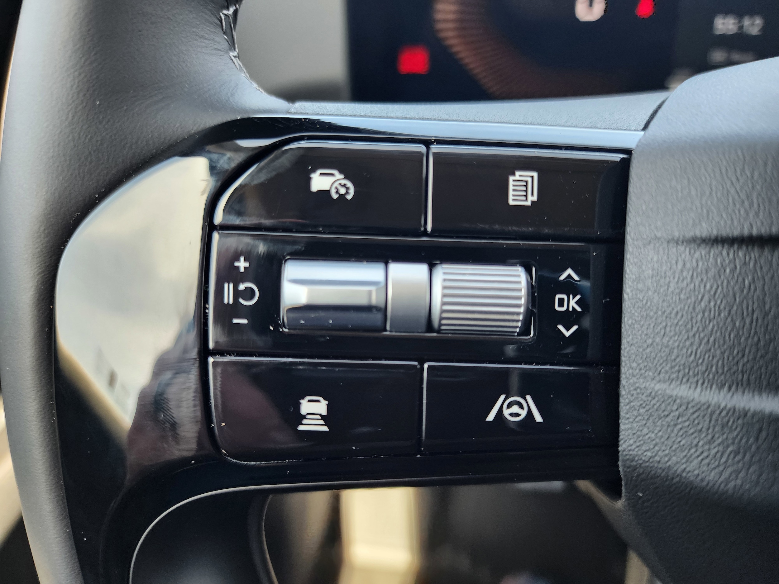 2026 Kia Sorento S - Photo 17
