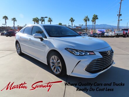 2021 Toyota Avalon Hybrid XLE Sedan