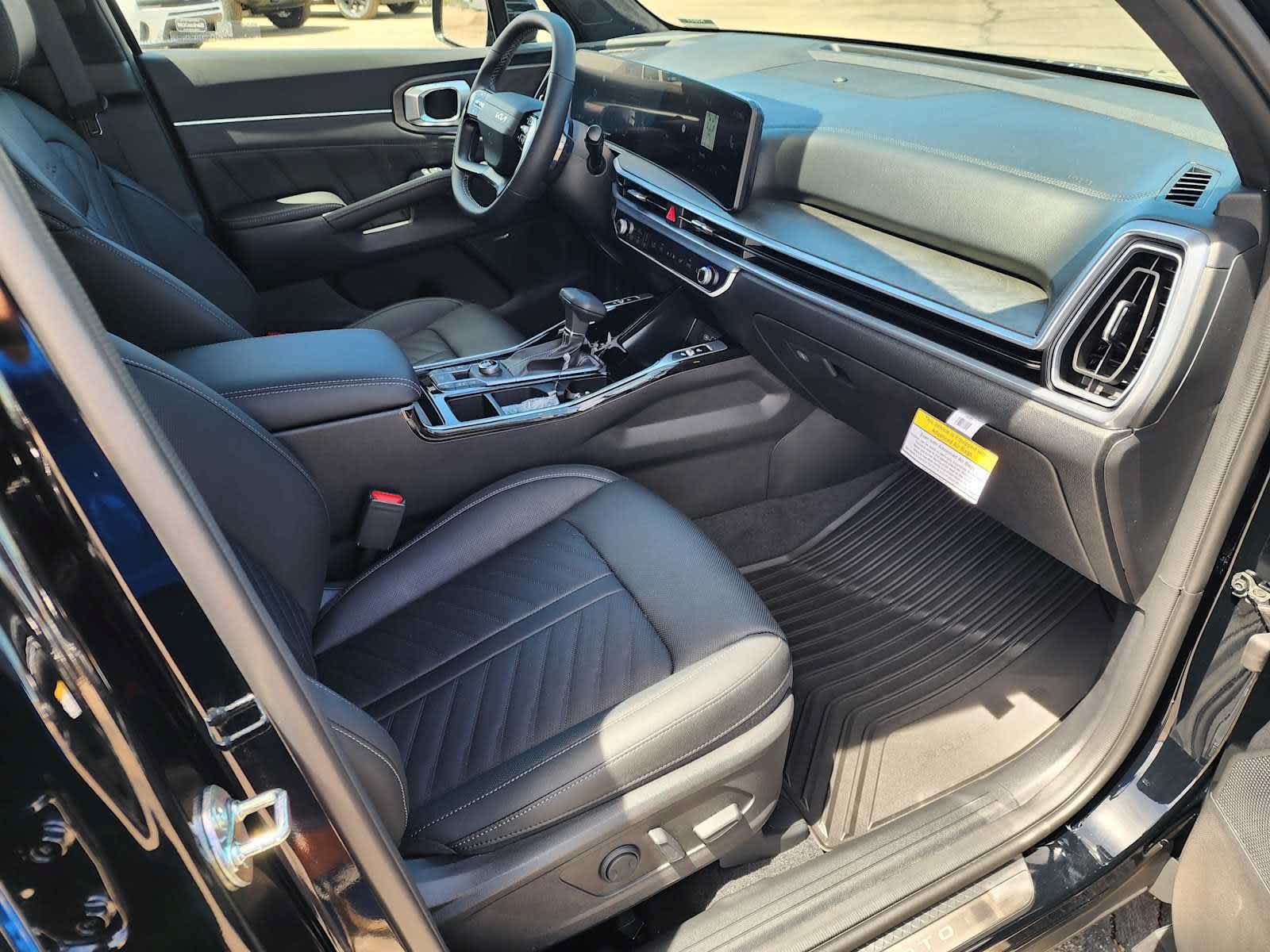 2026 Kia Sorento X-Line SX Prestige - Photo 11