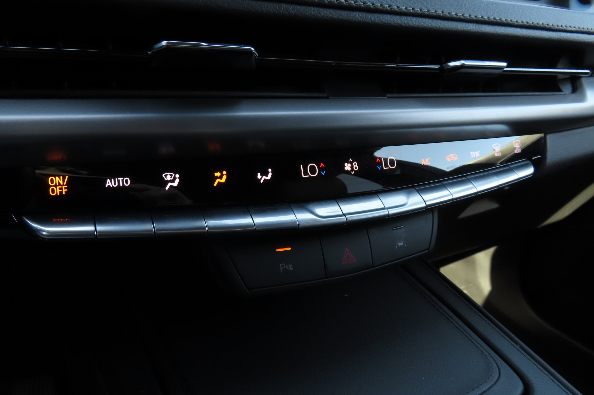 2024 Cadillac XT4 Premium Luxury - Photo 26