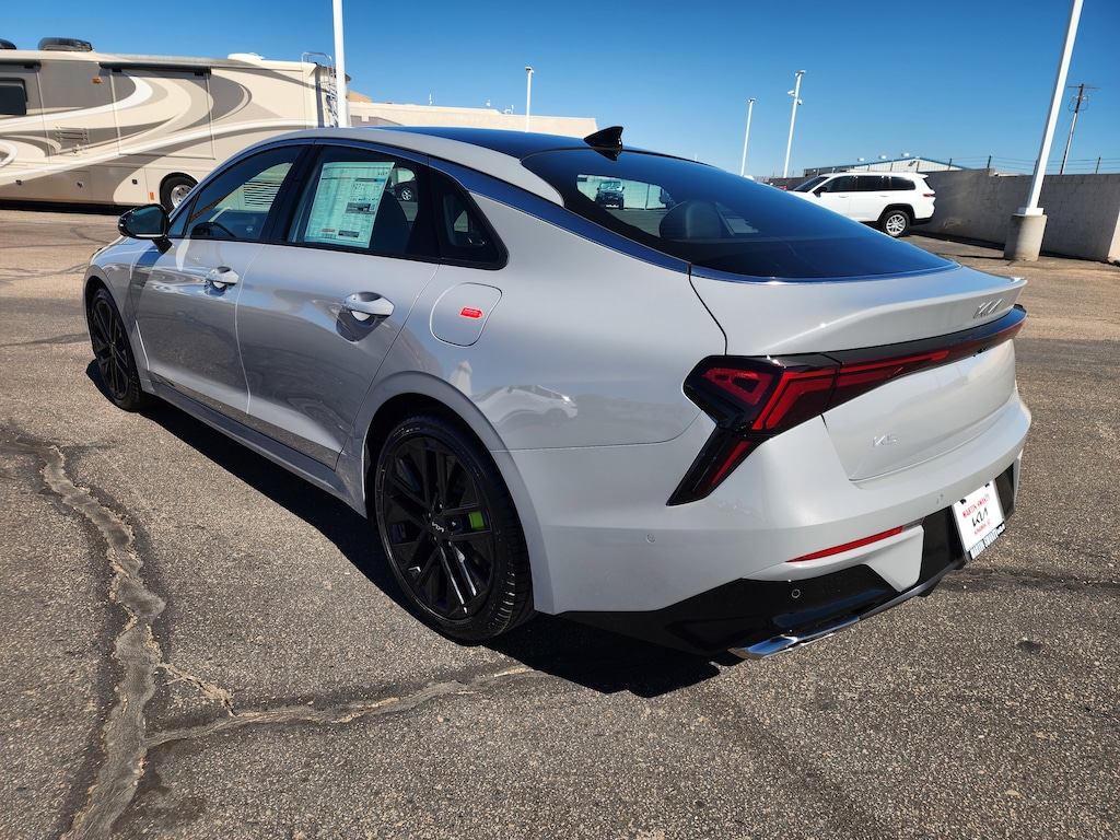 2026 Kia K5 GT photo 4