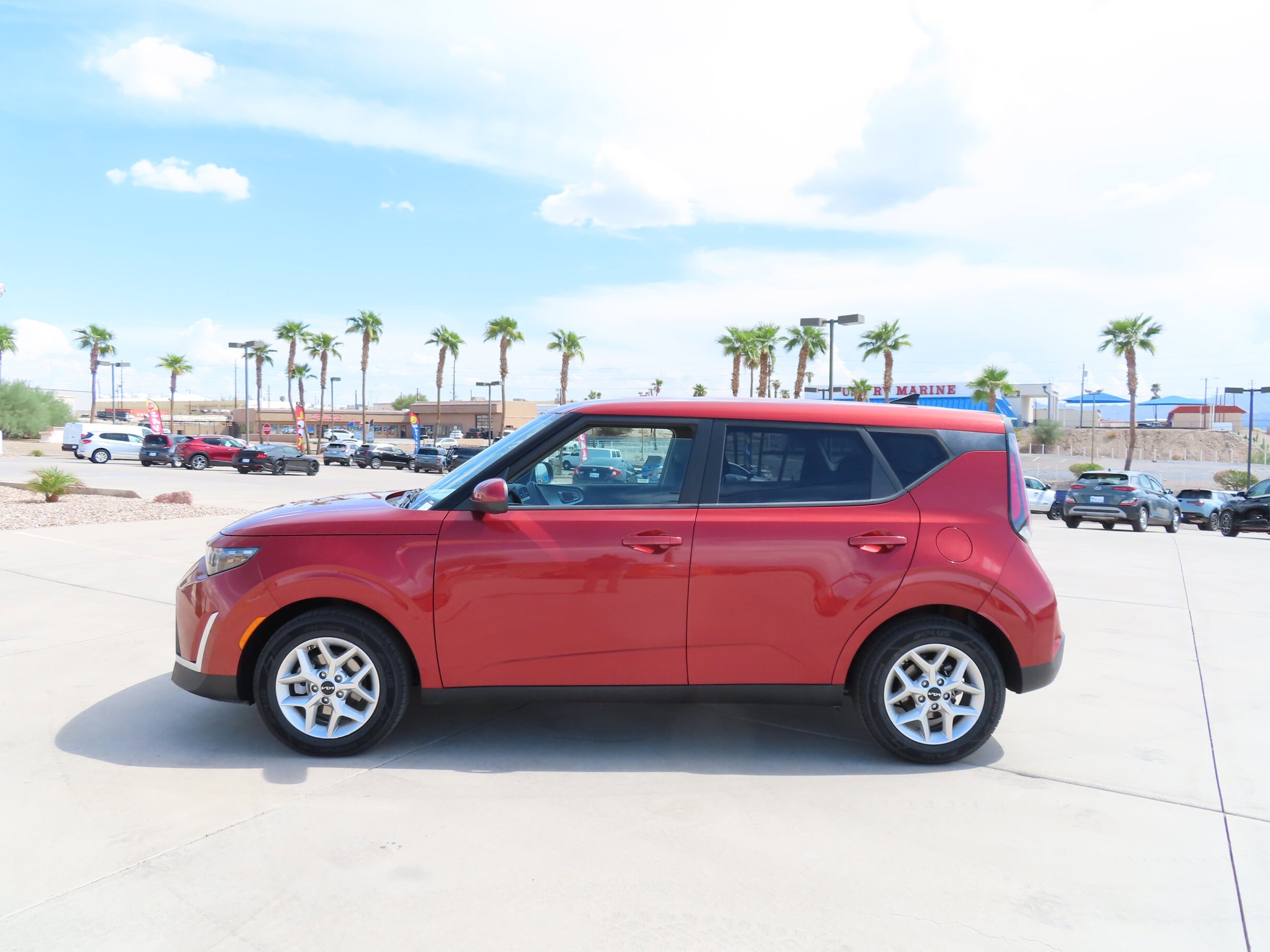2023 Kia Soul LX photo 4