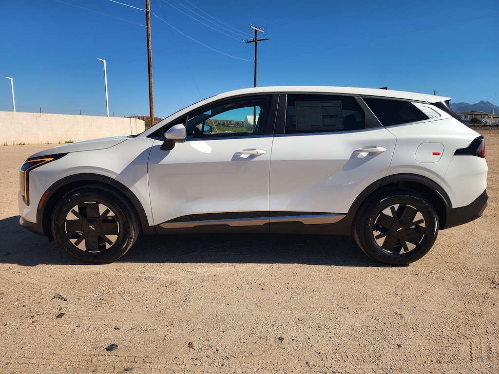 2026 Kia Sportage Hybrid LX photo 4