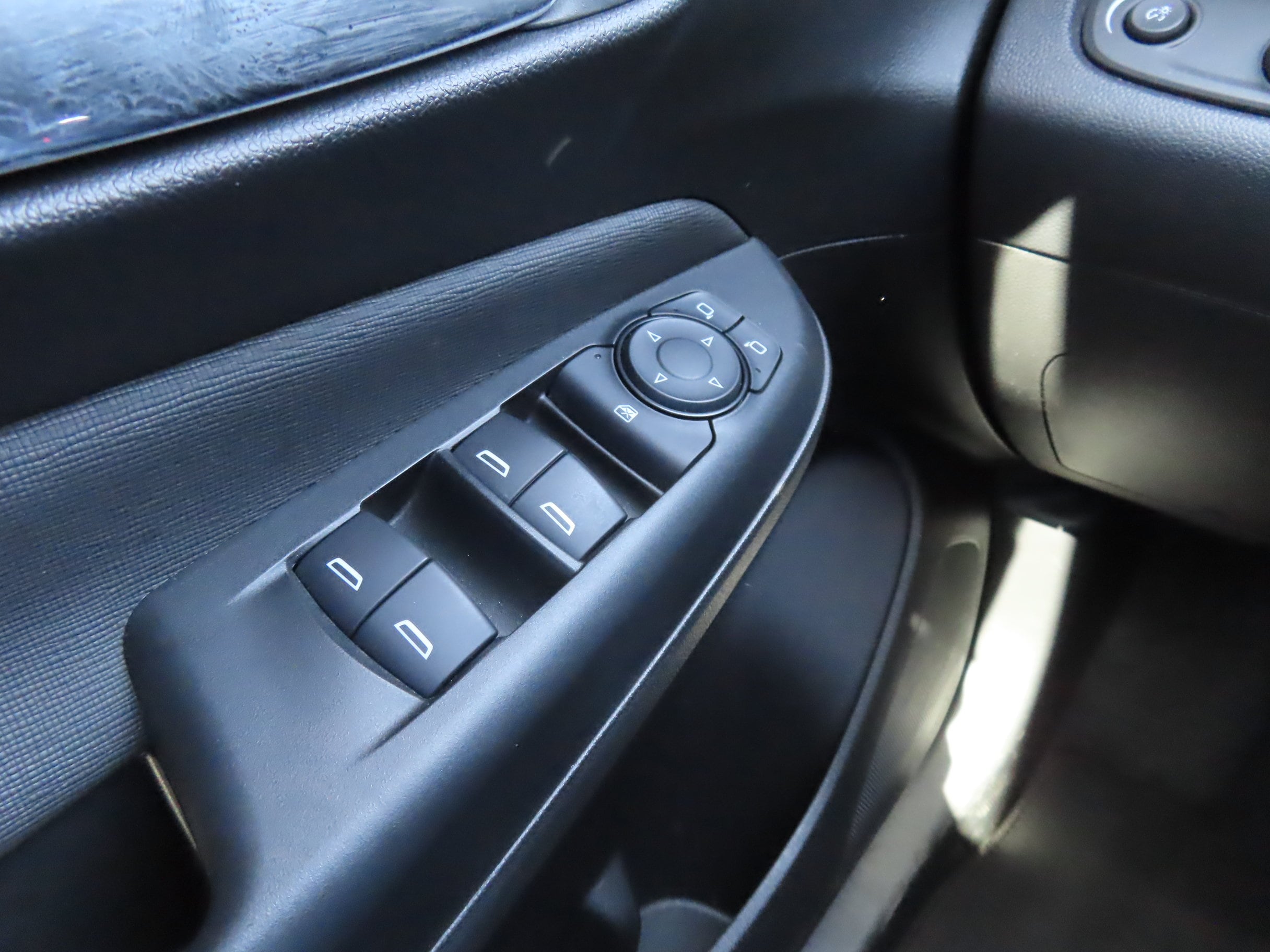 2025 Buick Envista Preferred - Photo 18