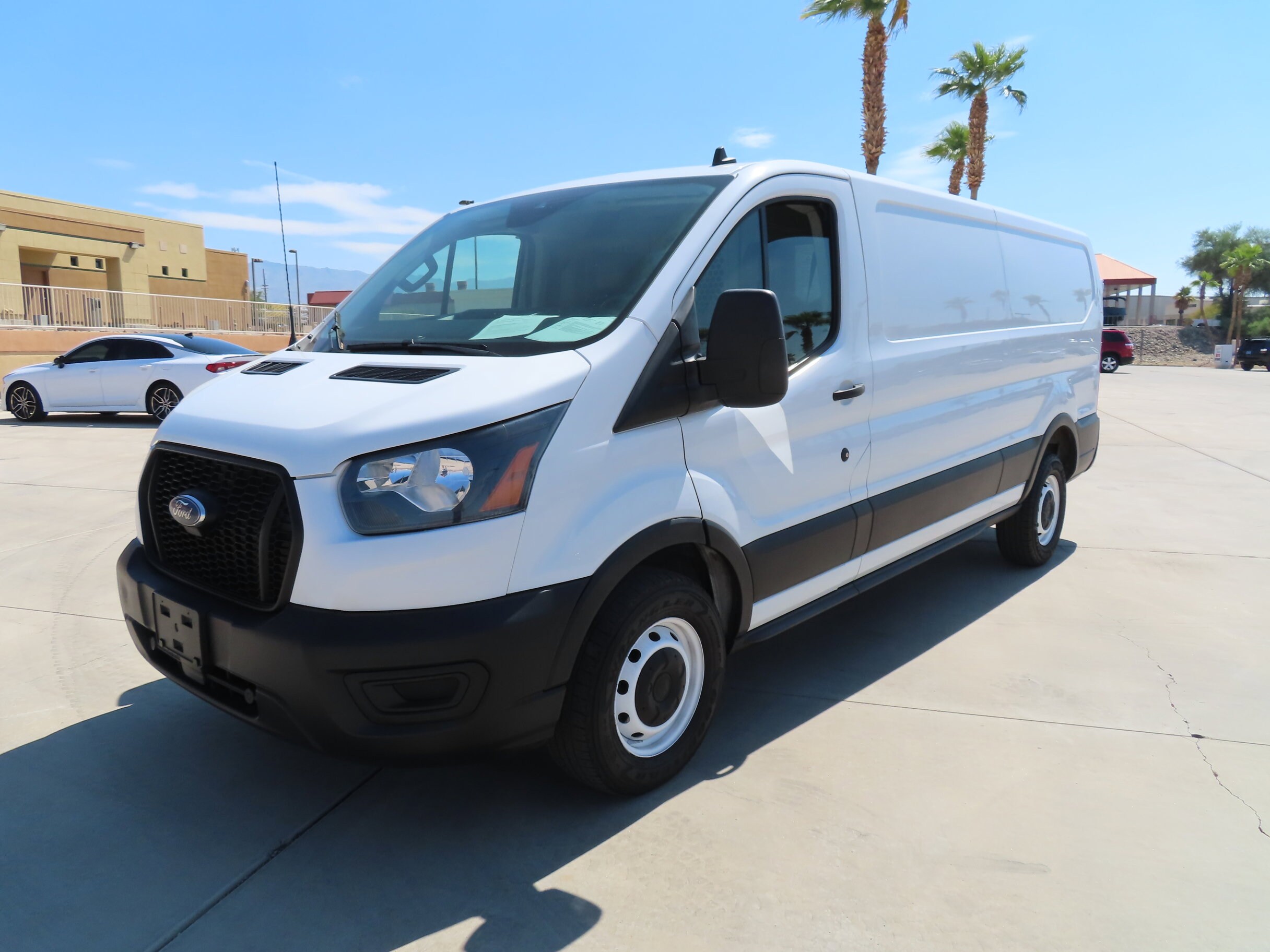2021 Ford Transit photo 3