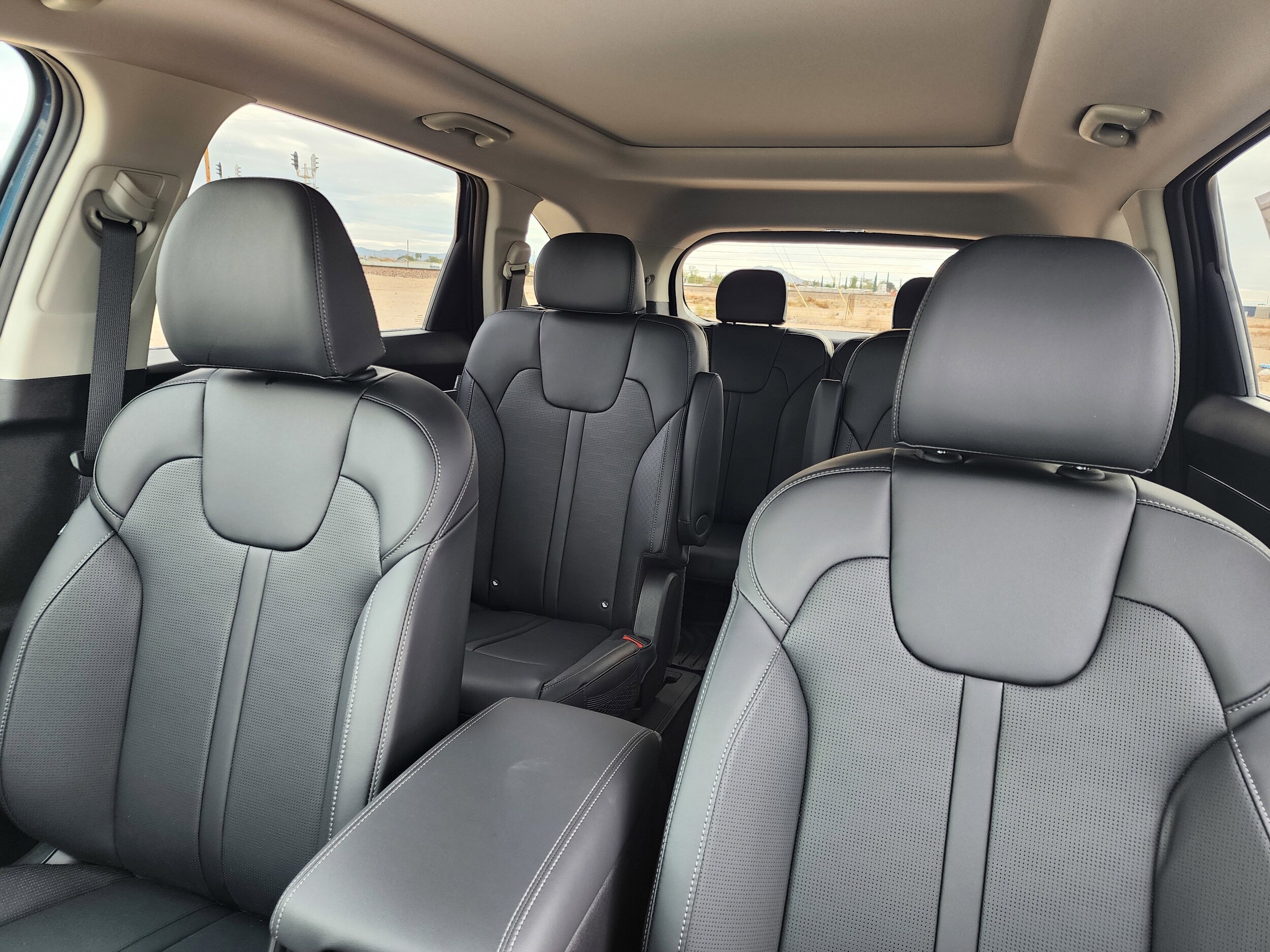 2026 Kia Sorento EX Hybrid - Photo 17
