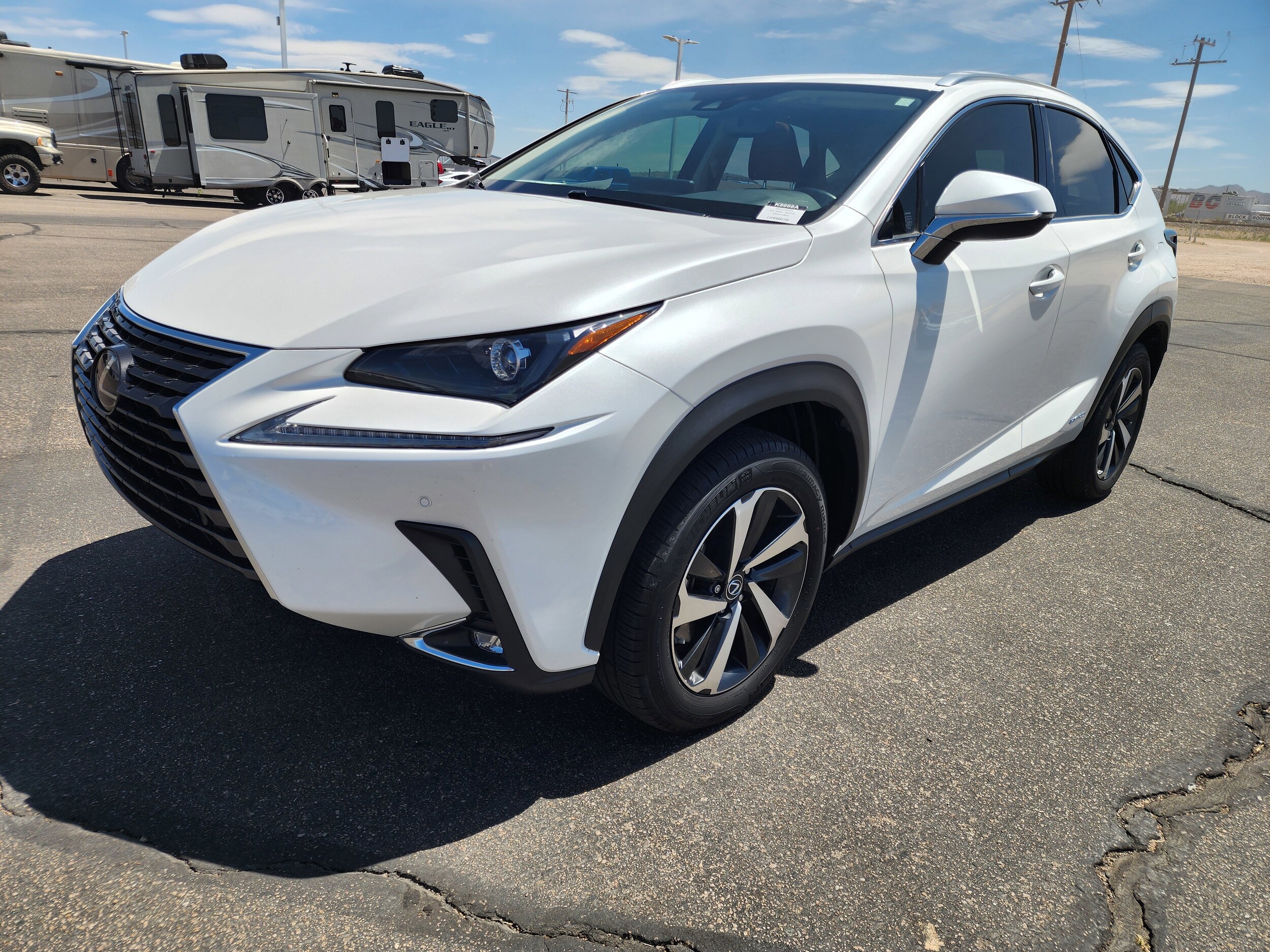 2021 Lexus NX 300h photo 3