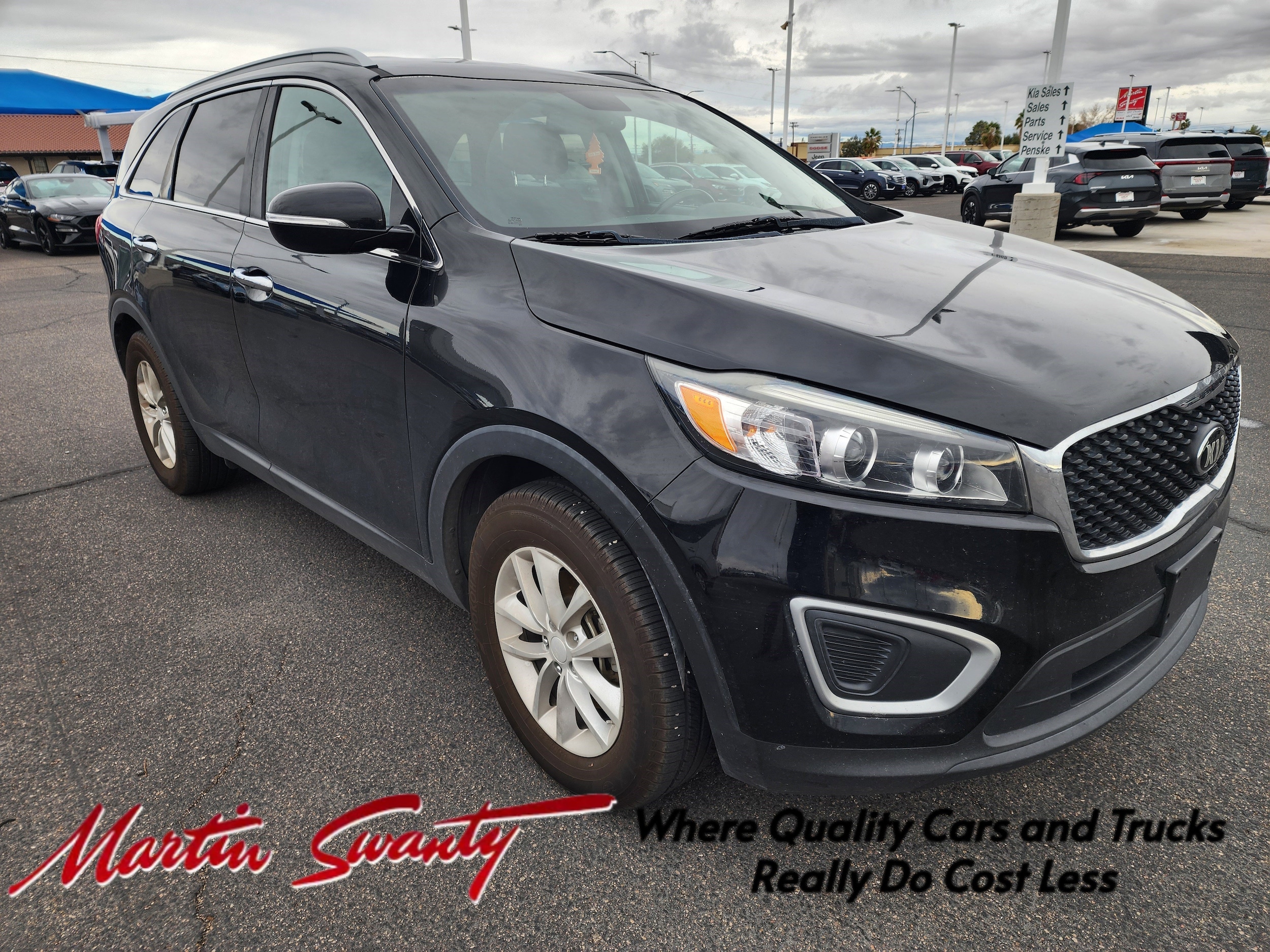 2017 Kia Sorento LX's photo