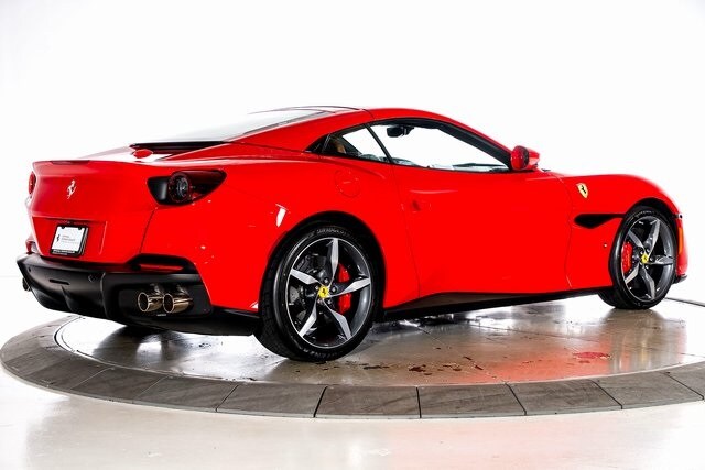 2022 Ferrari Portofino Base photo 2