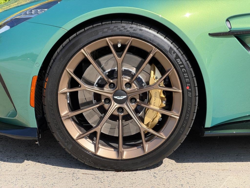 Aston Martin Vantage S