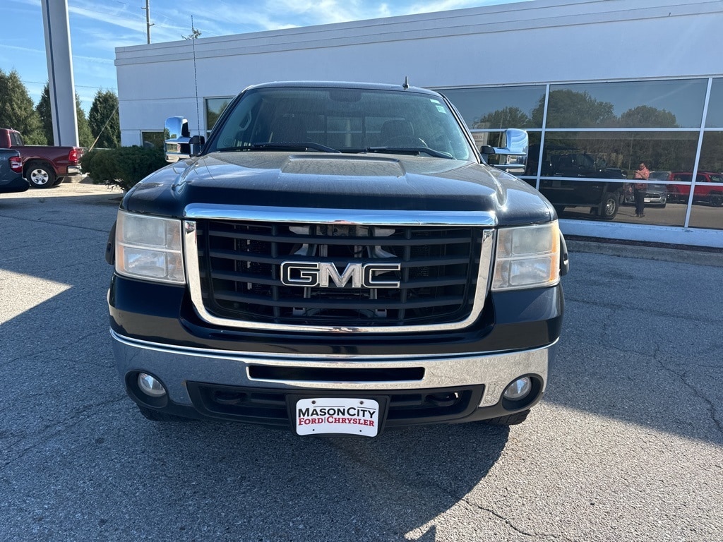 Used 2007 GMC Sierra 2500HD SLE2 with VIN 1GTHK23K67F544208 for sale in Mason City, IA