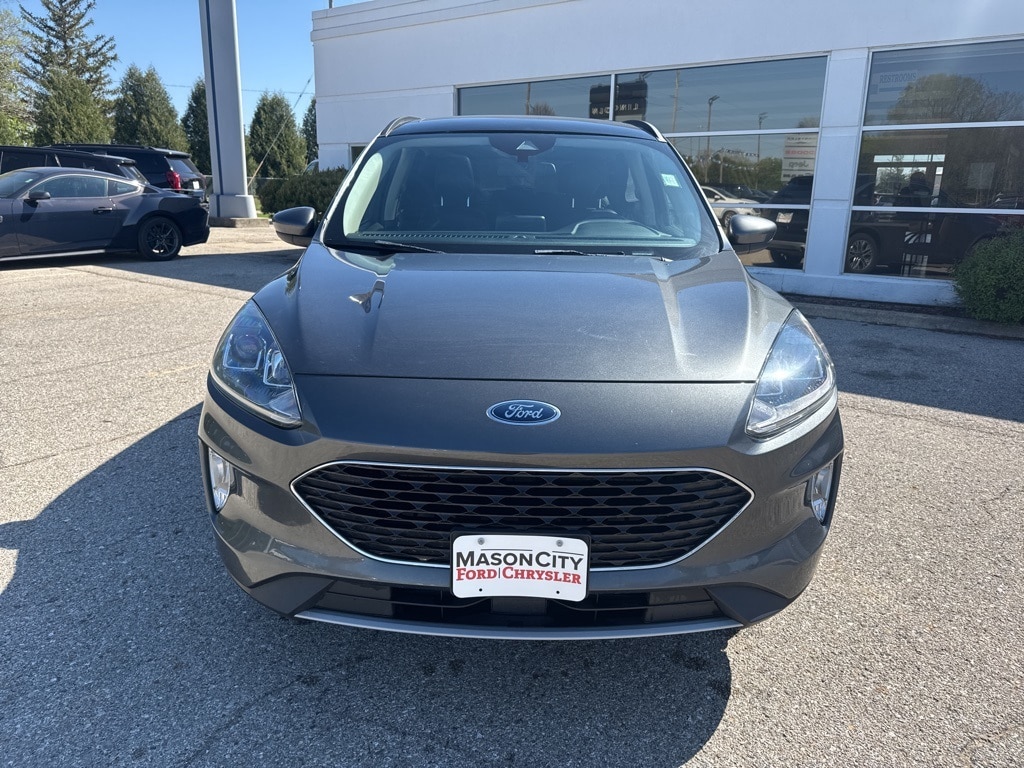 Used 2020 Ford Escape SEL with VIN 1FMCU9H63LUA35123 for sale in Mason City, IA