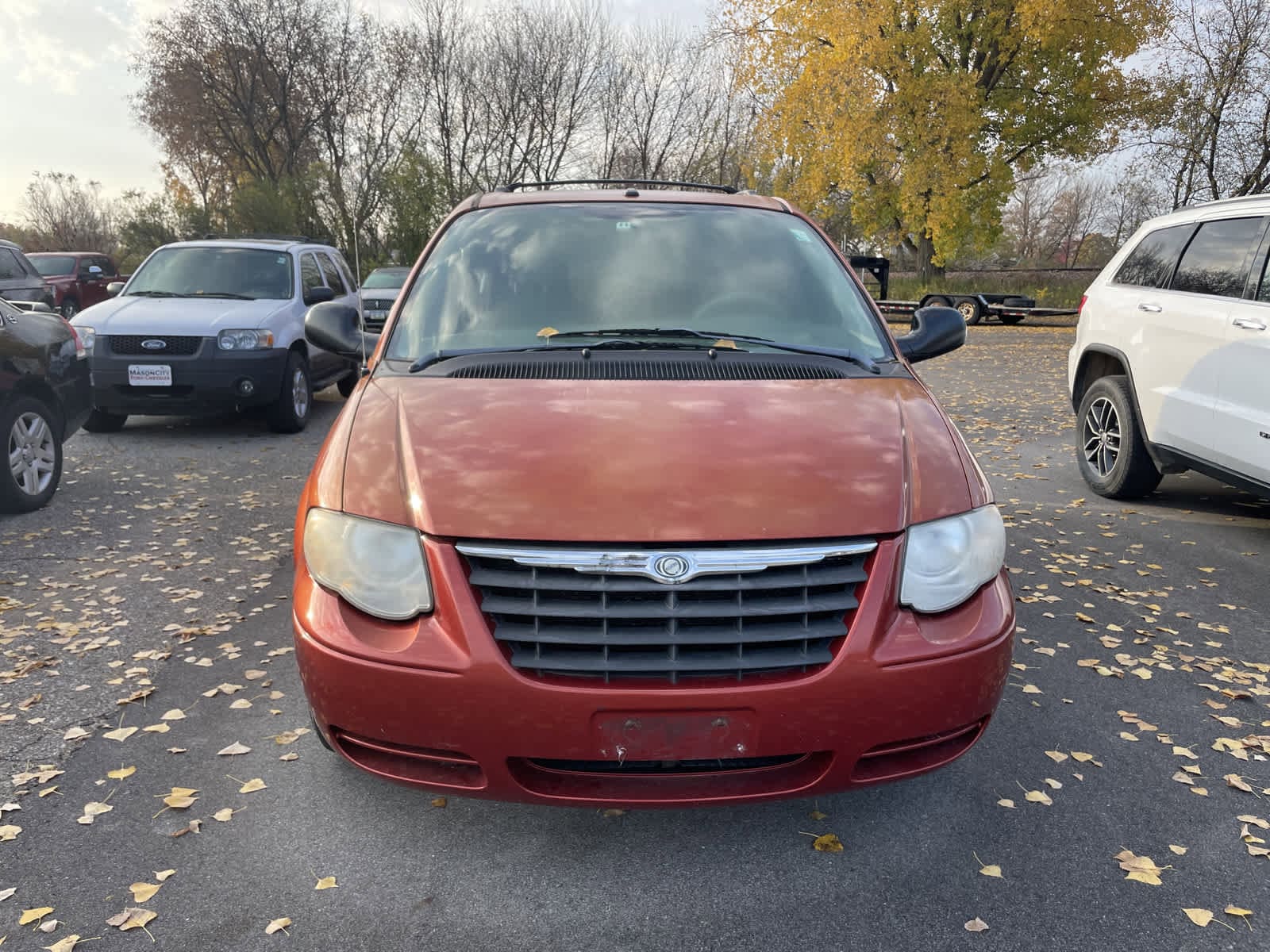 Used 2006 Chrysler Town & Country Touring with VIN 2A4GP54L66R702117 for sale in Mason City, IA