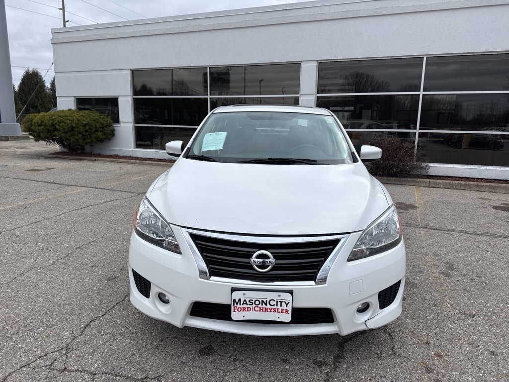 Used 2014 Nissan Sentra SR with VIN 3N1AB7AP5EL622156 for sale in Mason City, IA