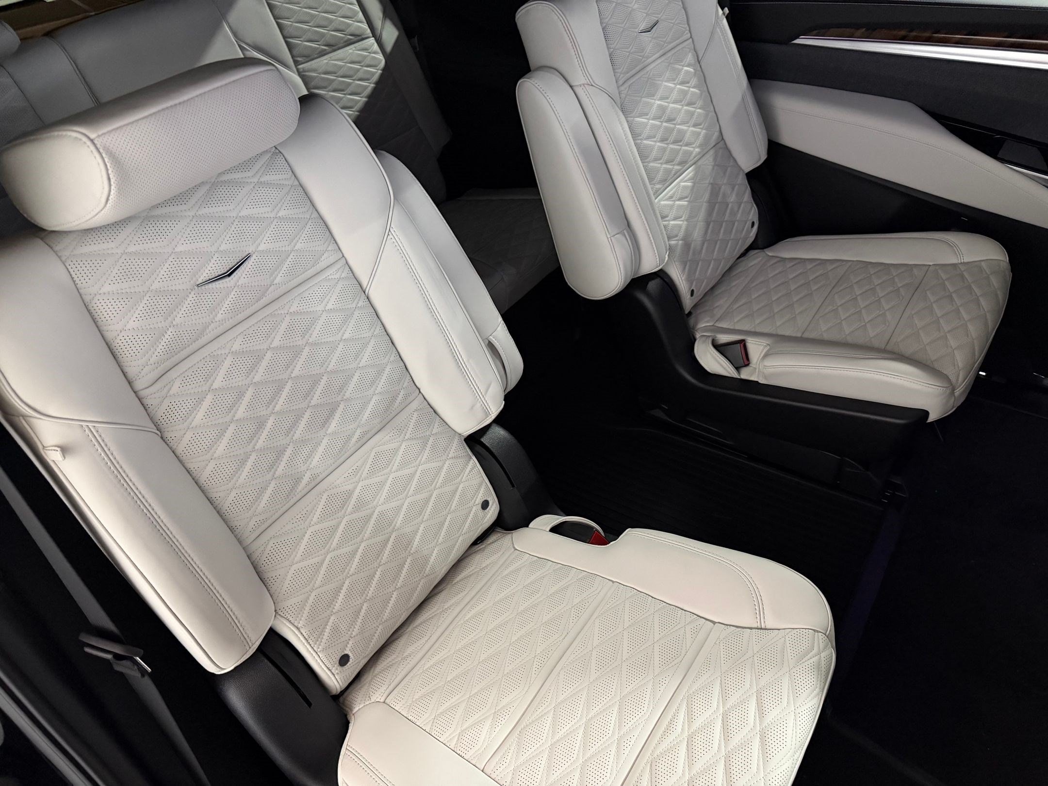 2026 Cadillac Escalade Platinum Sport - Photo 43