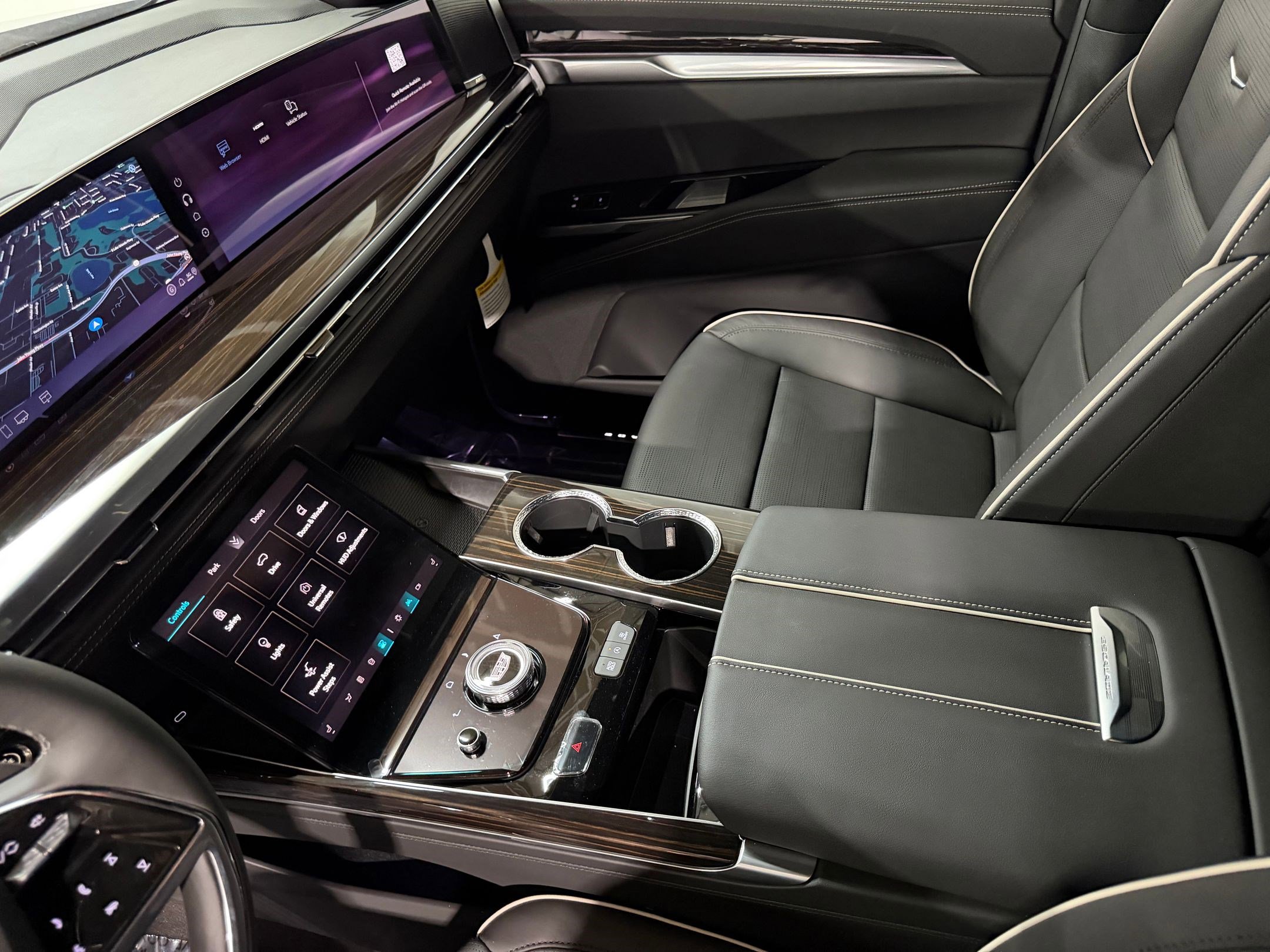 2026 Cadillac Escalade Luxury - Photo 42