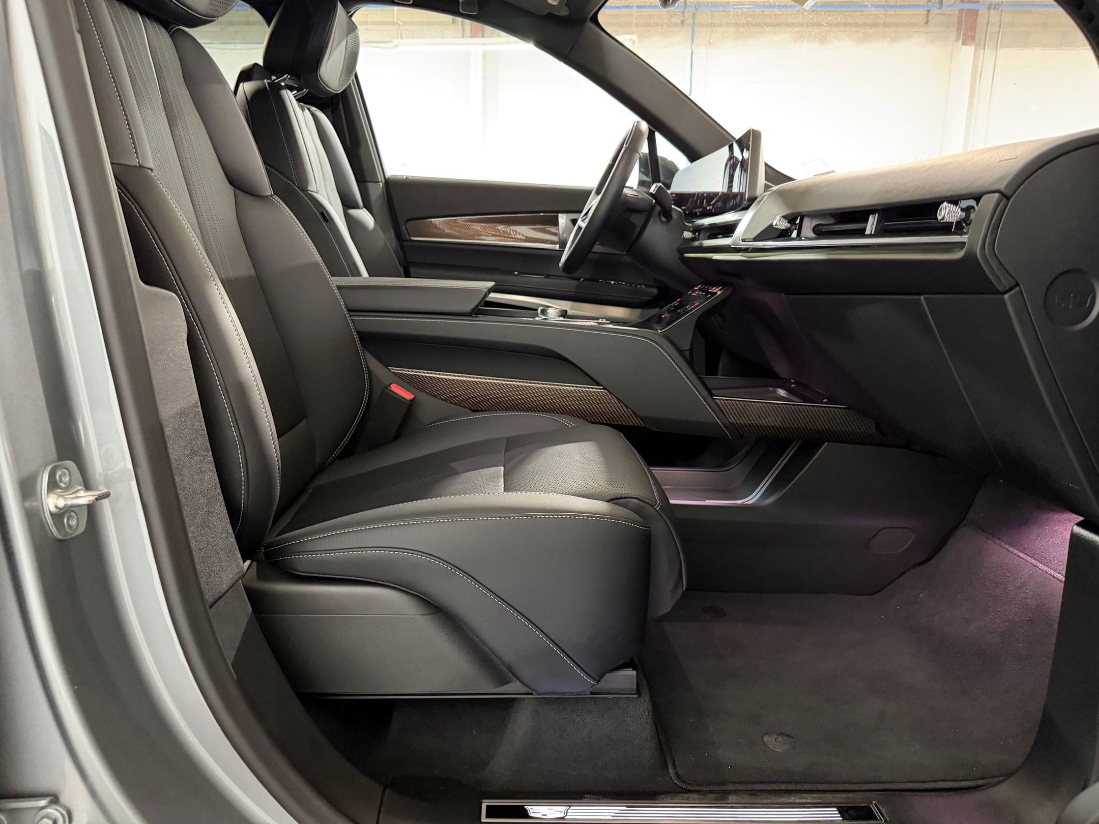 2026 Cadillac VISTIQ Sport - Photo 51