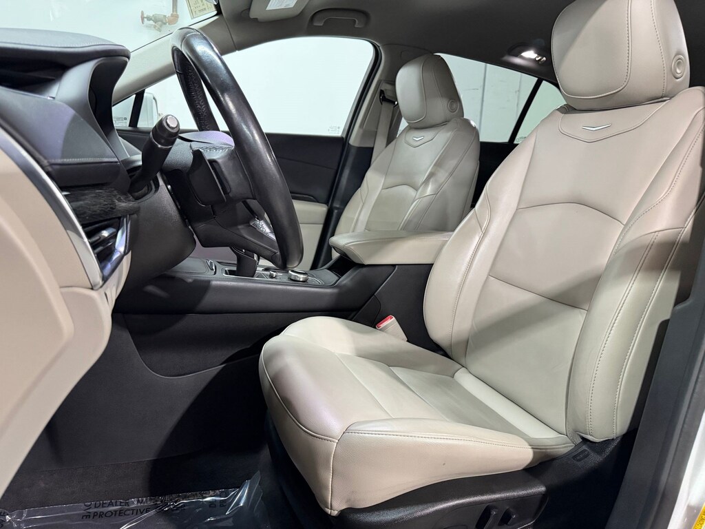 Used 2021 CADILLAC XT4 FWD Premium Luxury SUV