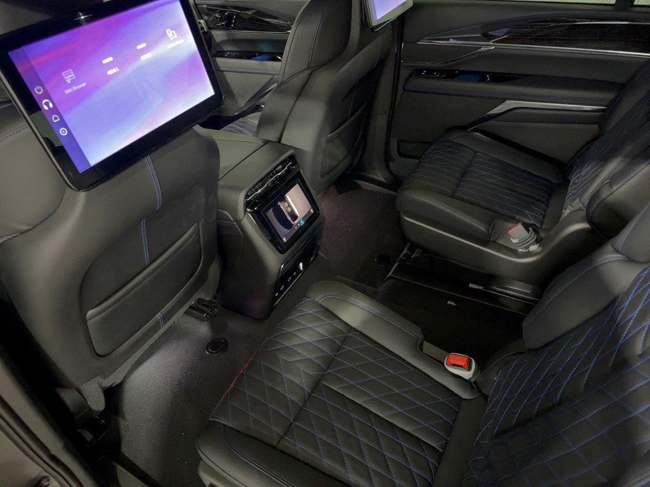 2026 Cadillac Escalade IQL Sport - Photo 25