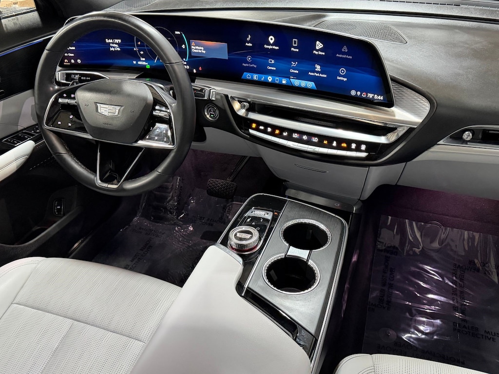 Certified 2024 CADILLAC LYRIQ Luxury 1 SUV