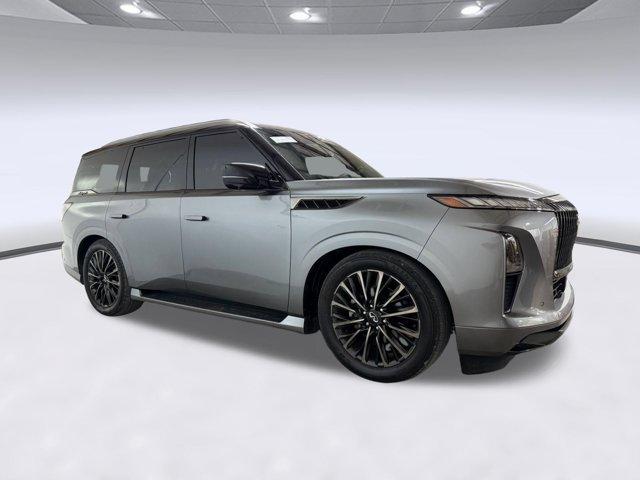 QX80 Autograph