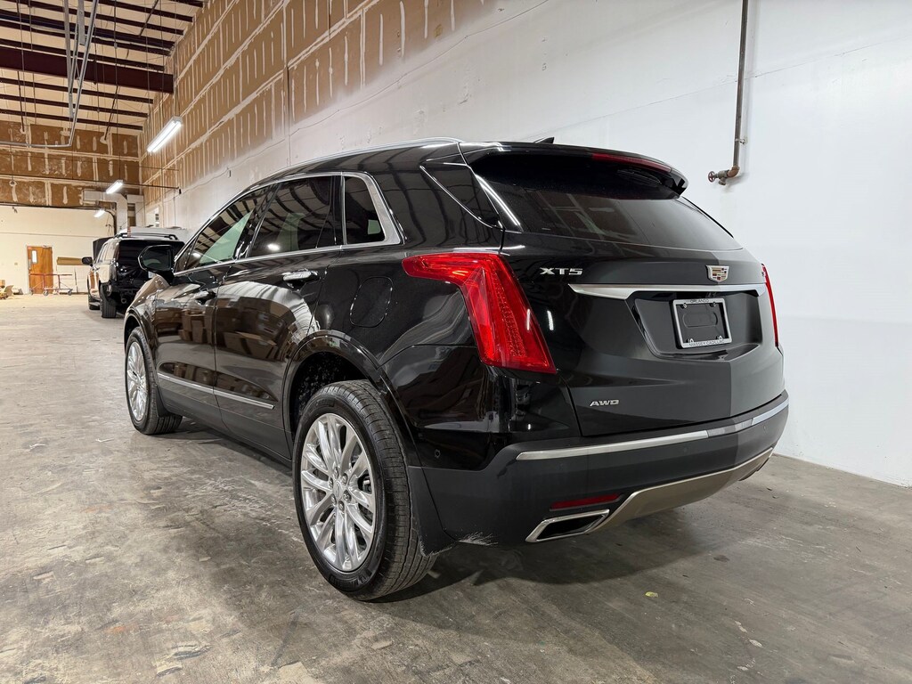 Used 2019 CADILLAC XT5 Platinum AWD SUV