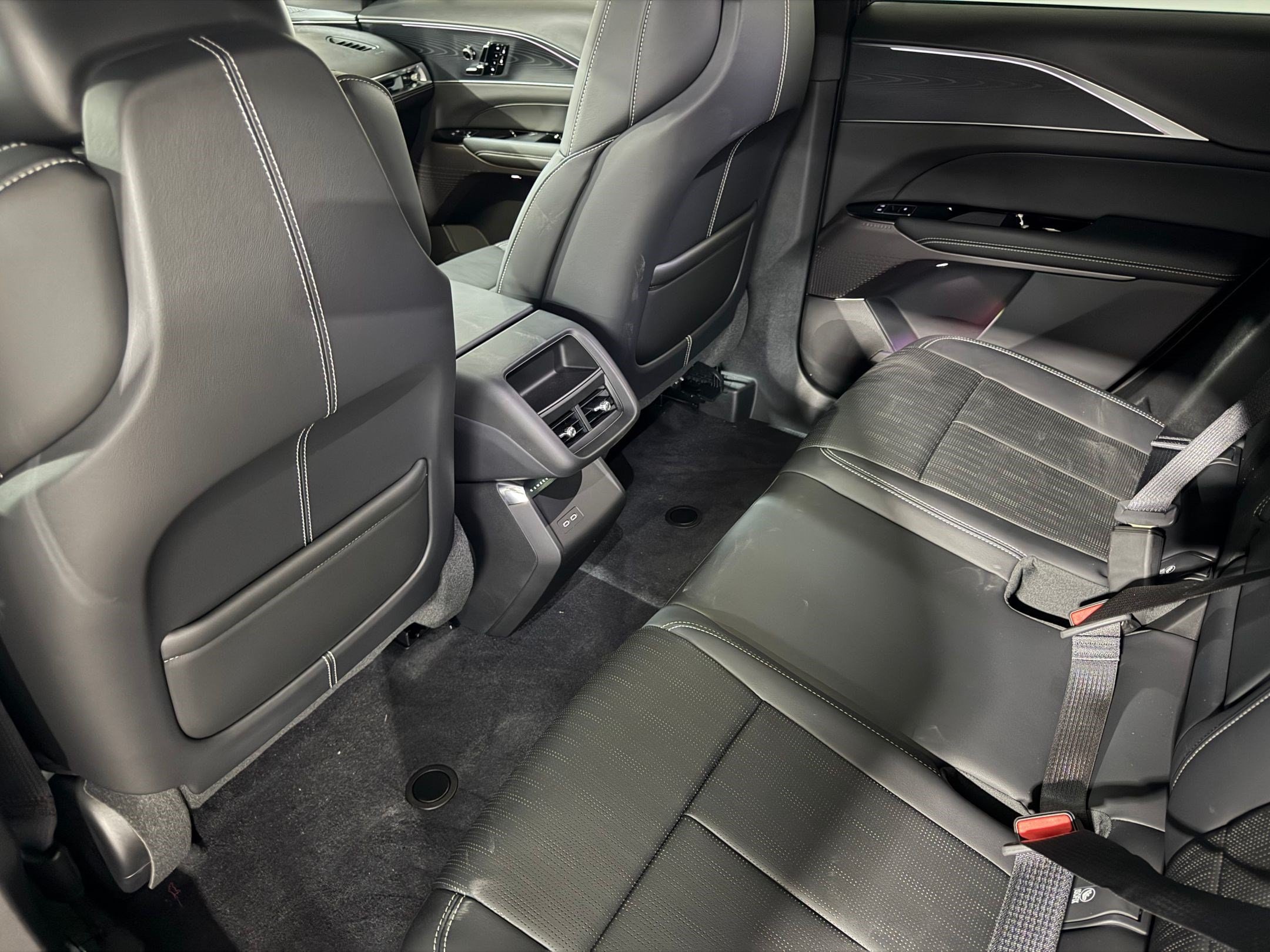 2026 Cadillac LYRIQ Sport - Photo 34