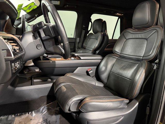 2022 Lincoln Navigator Black Label
