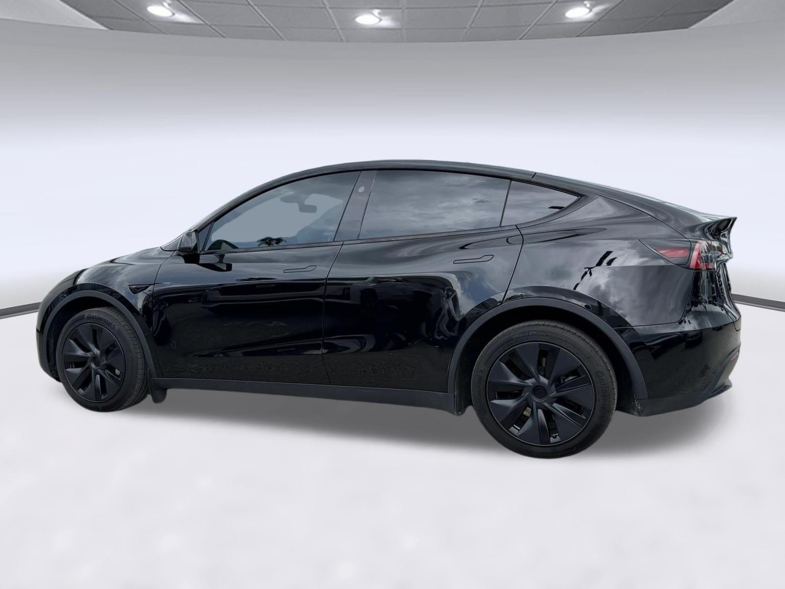 2025 Tesla Model Y Long Range