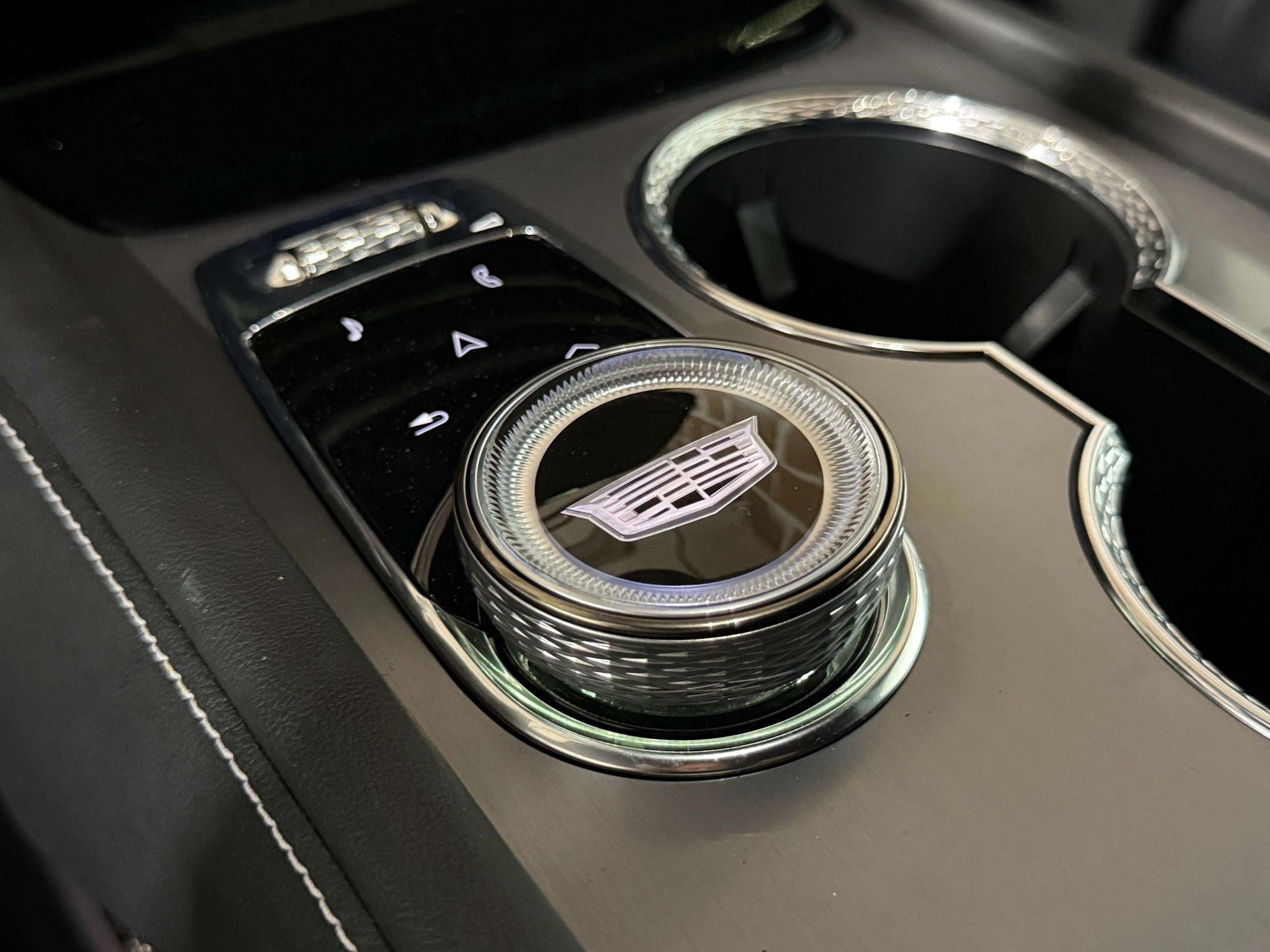 2026 Cadillac VISTIQ Sport - Photo 34
