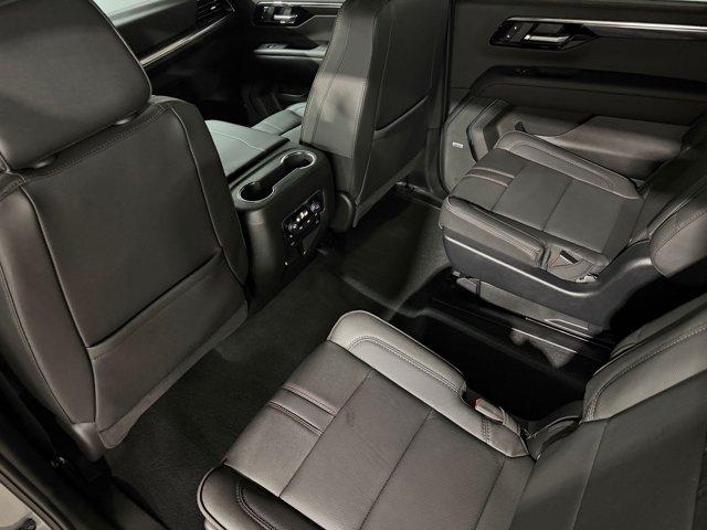 2026 Chevrolet Suburban RST - Photo 32