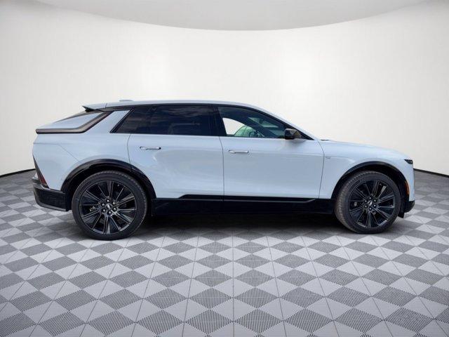 2027 Cadillac LYRIQ Signature Sport - Photo 8