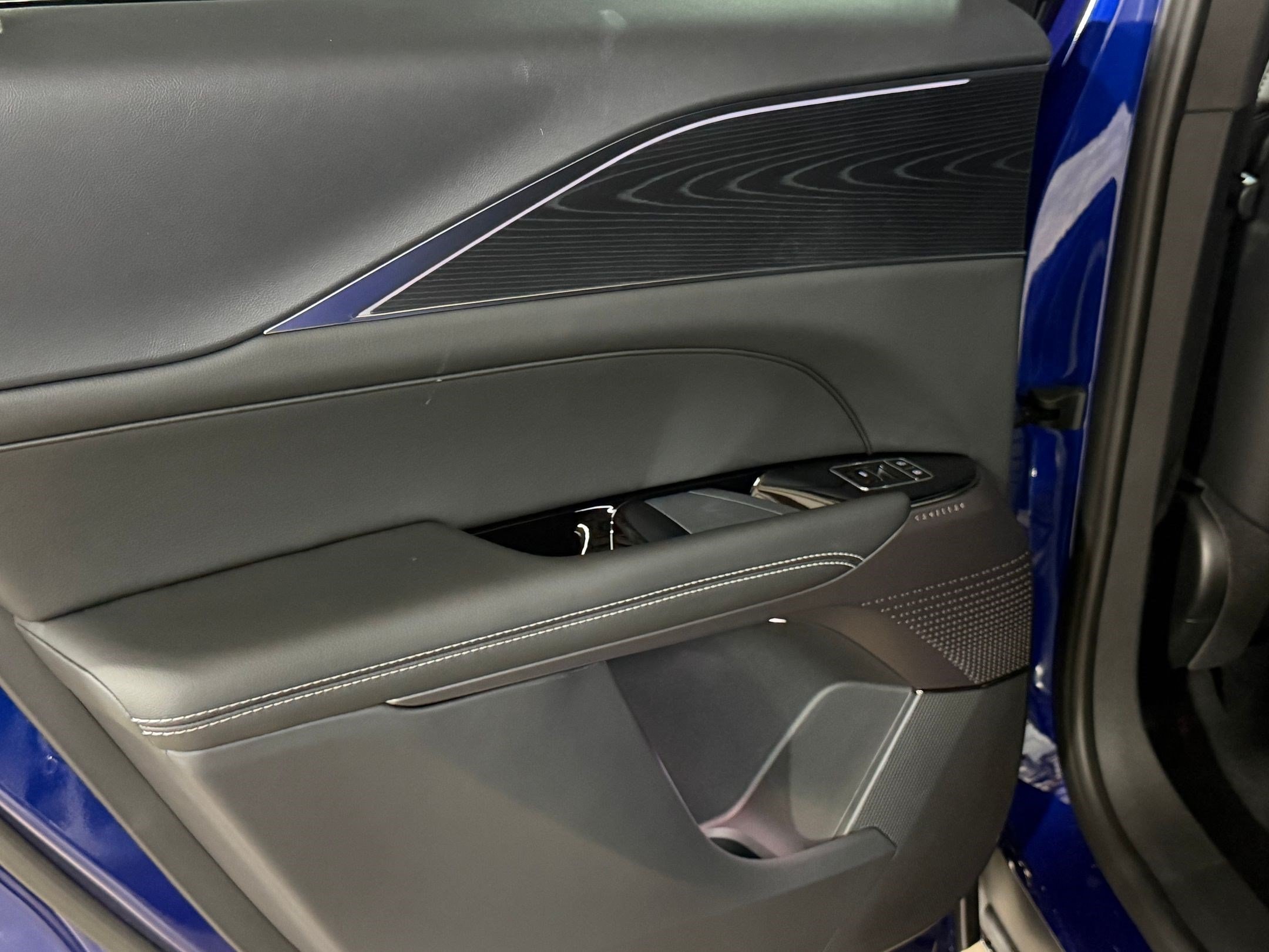 2026 Cadillac LYRIQ Sport - Photo 42