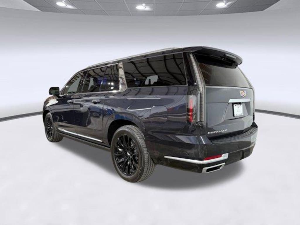 New 2026 CADILLAC Escalade ESV Luxury SUV