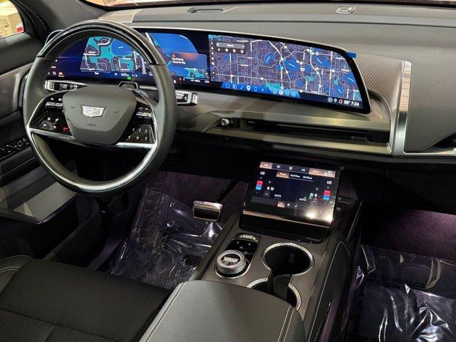 VISTIQ Sport SUV