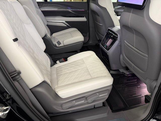 2026 Cadillac Escalade IQ Sport - Photo 52