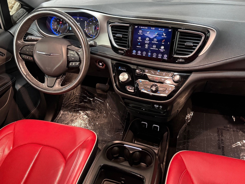 Used 2020 Chrysler Pacifica Red S
