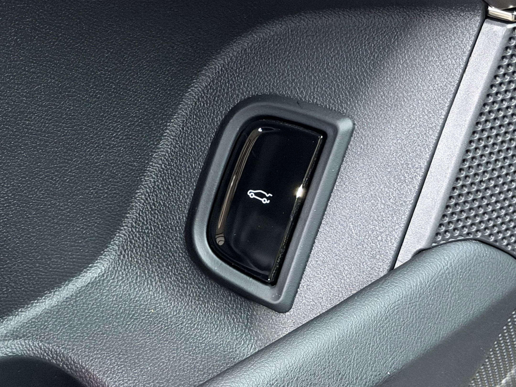 2026 Cadillac LYRIQ Sport - Photo 24